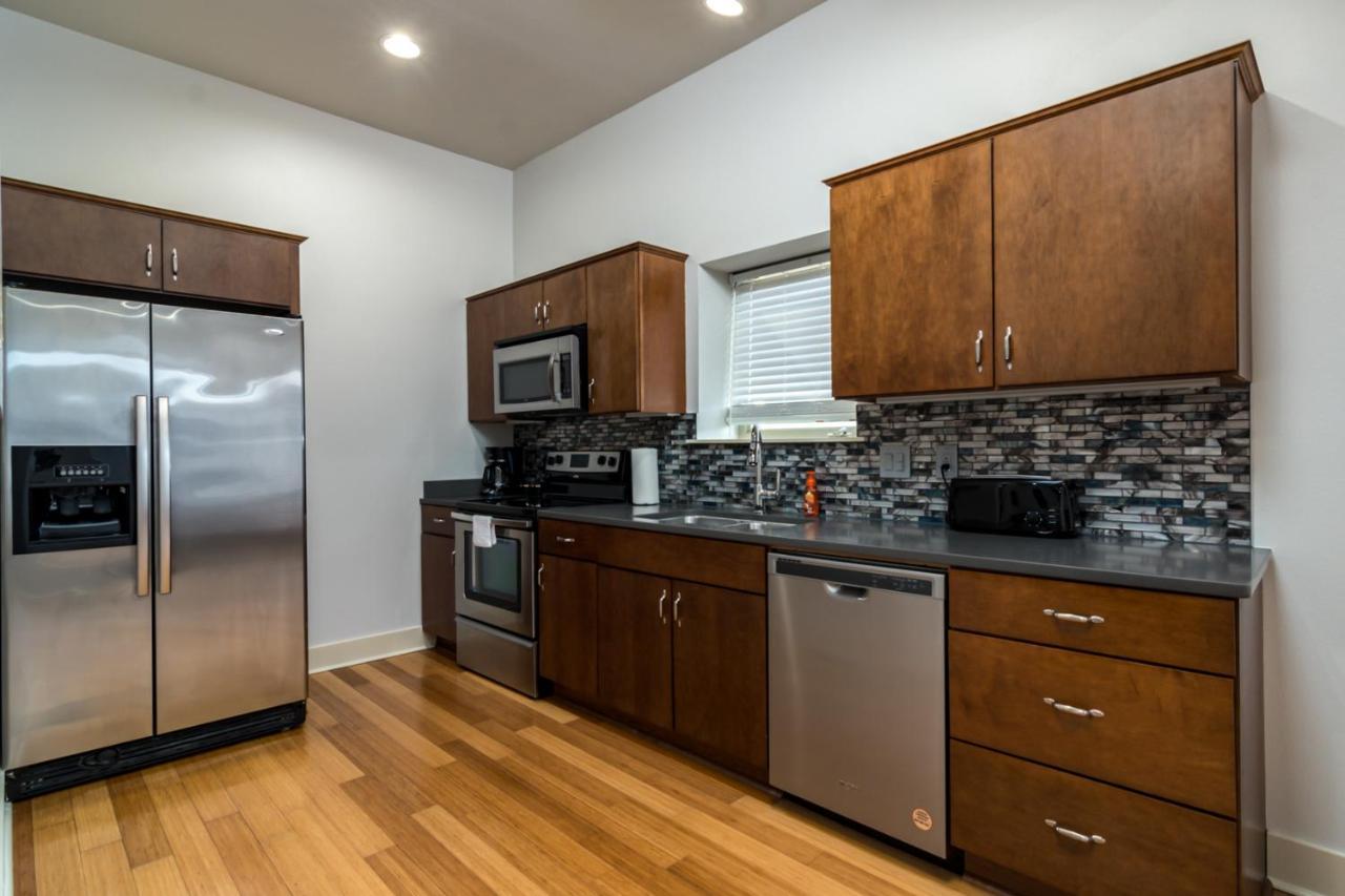 Amazing Downtown Location For Groups! Villa Little Rock Exteriör bild