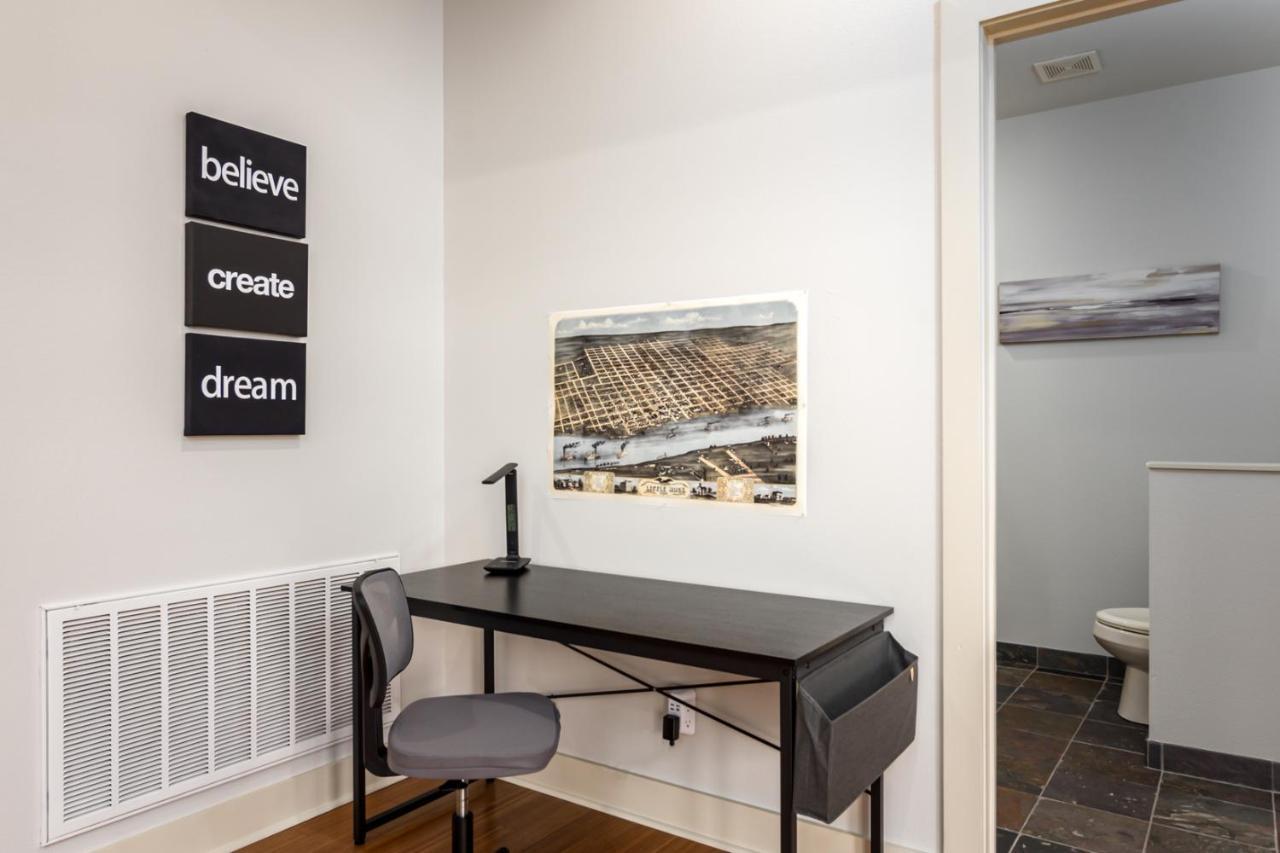 Amazing Downtown Location For Groups! Villa Little Rock Exteriör bild